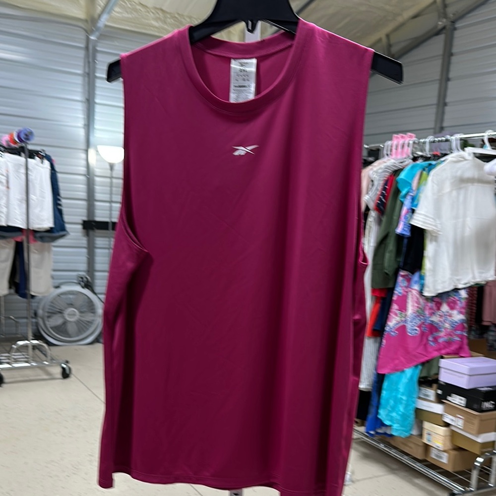 NWT Reebok sleeveless ID performance tech tank - Picture 1 of 4